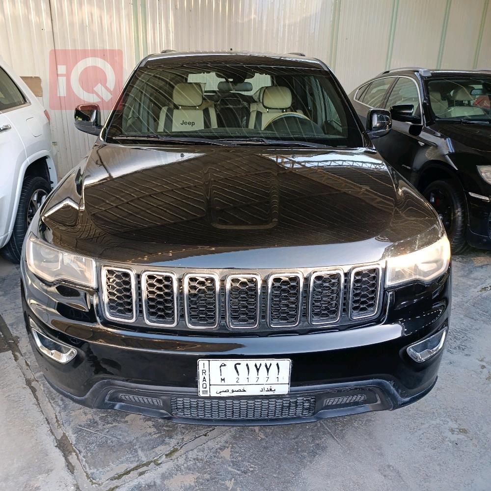 جیپ گراند شیرۆکی